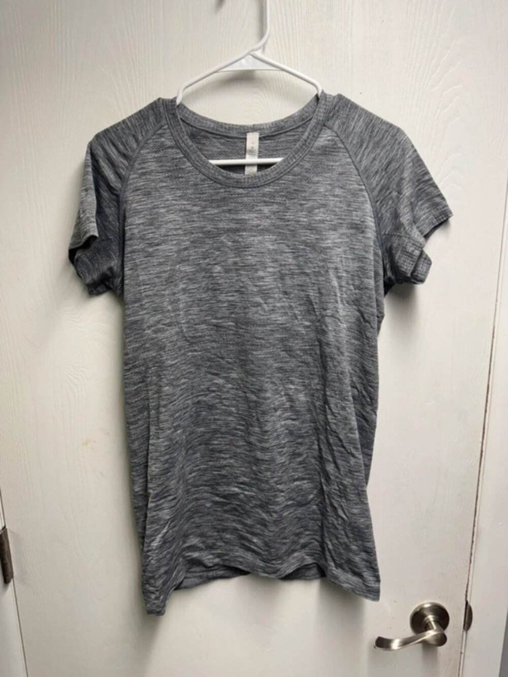 Lululemon T Shirt Size 10